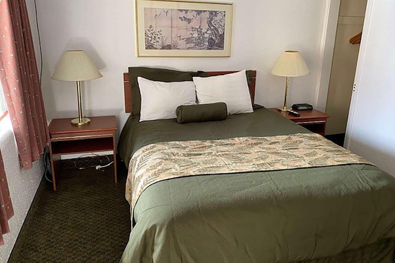 Travelodge By Wyndham The Dalles Extérieur photo
