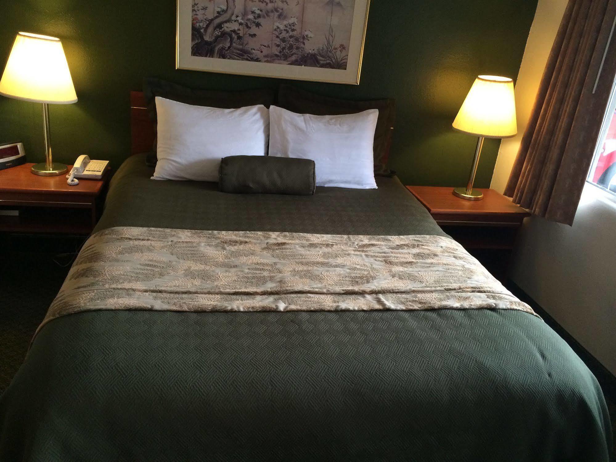 Travelodge By Wyndham The Dalles Extérieur photo